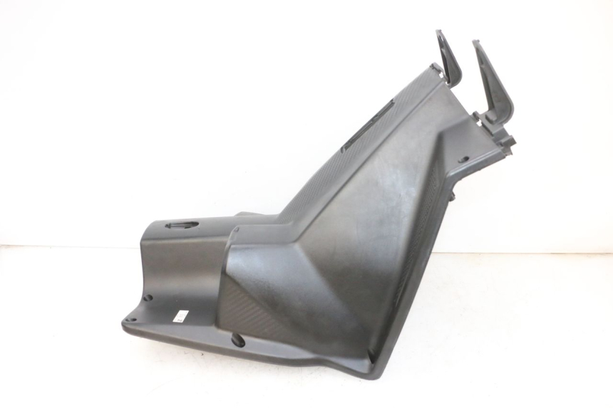 photo de RETROSCUDO SYM ORBIT III 3 4T 50 (2021 - 2025) - Stato della superficie e materiale