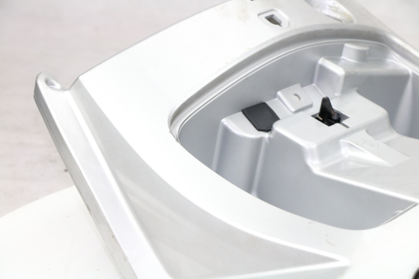 photo de FASCIA INTERNA KYMCO PEOPLE S 125 (2000 - 2008)