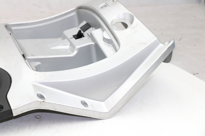 photo de FASCIA INTERNA KYMCO PEOPLE S 125 (2000 - 2008)