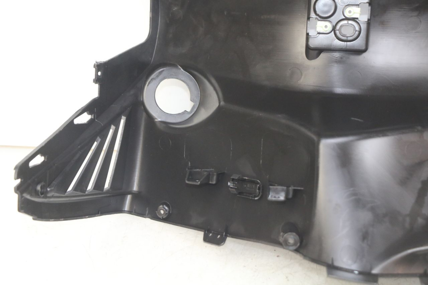 photo de PANNELLO INTERNO PEUGEOT CITYSTAR 2T 50 (2018 - 2021)