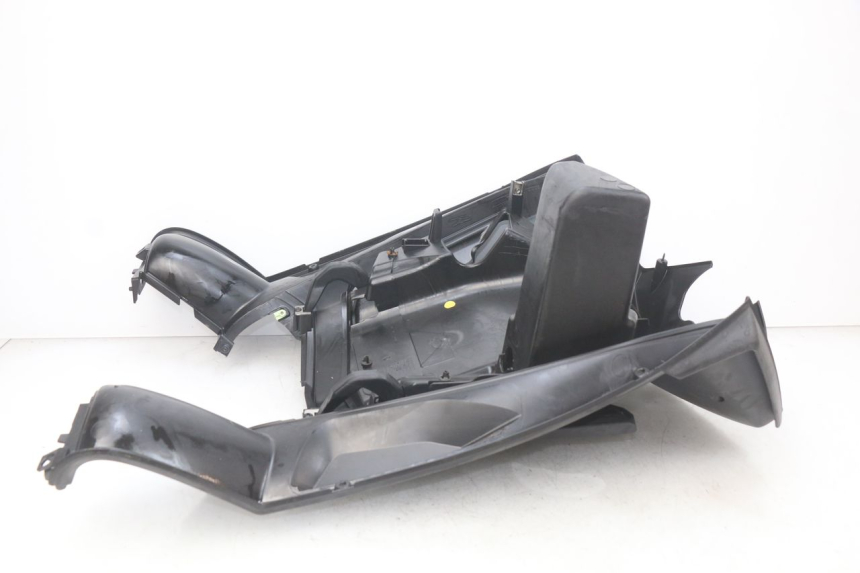 photo de PANNELLO INTERNO PEUGEOT GEOPOLIS 400 (2007 - 2013)