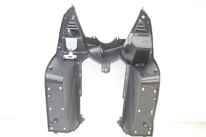 photo de FASCIA INTERNA PEUGEOT SATELIS 125 (2013 - 2018)
