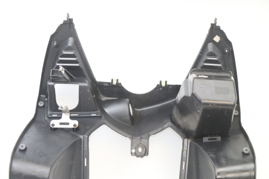 photo de FASCIA INTERNA PEUGEOT SATELIS 125 (2013 - 2018)