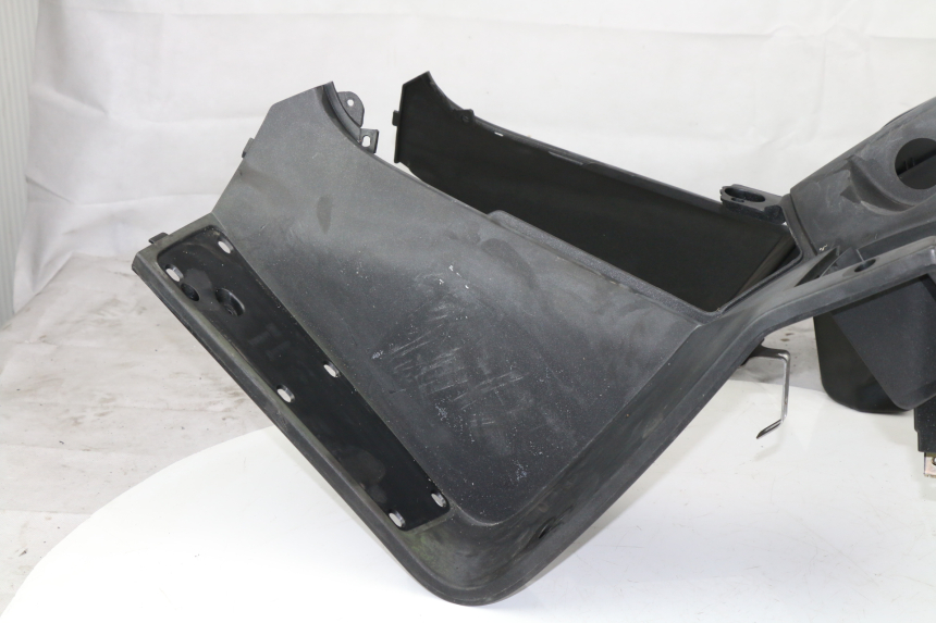 photo de PANNELLO INTERNO PEUGEOT SATELIS COMPRESSOR K15 125 (2006 - 2009)