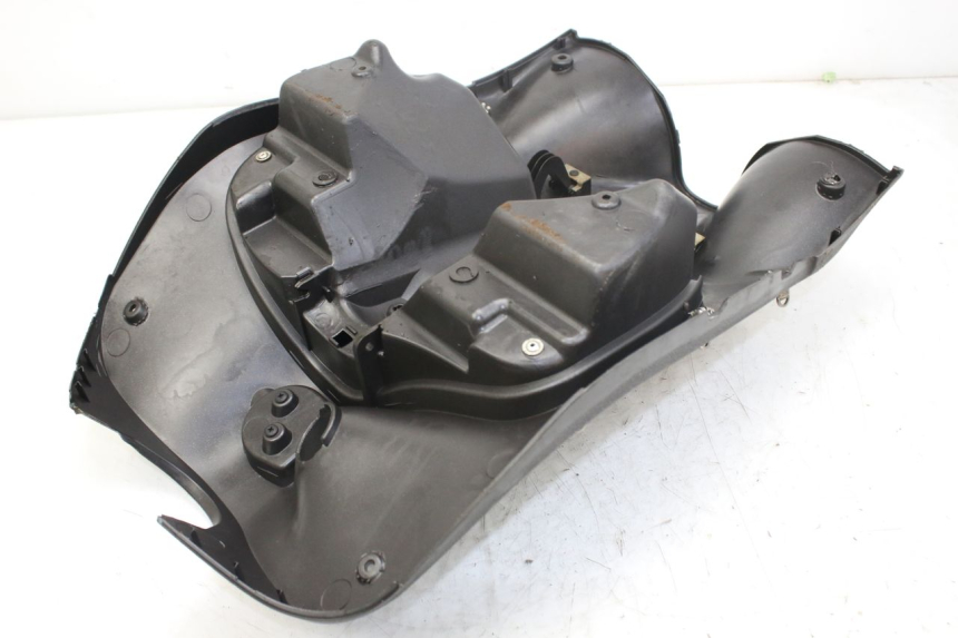 photo de PANNELLO INTERNO PIAGGIO LIBERTY 4T 50 (2004 - 2008)