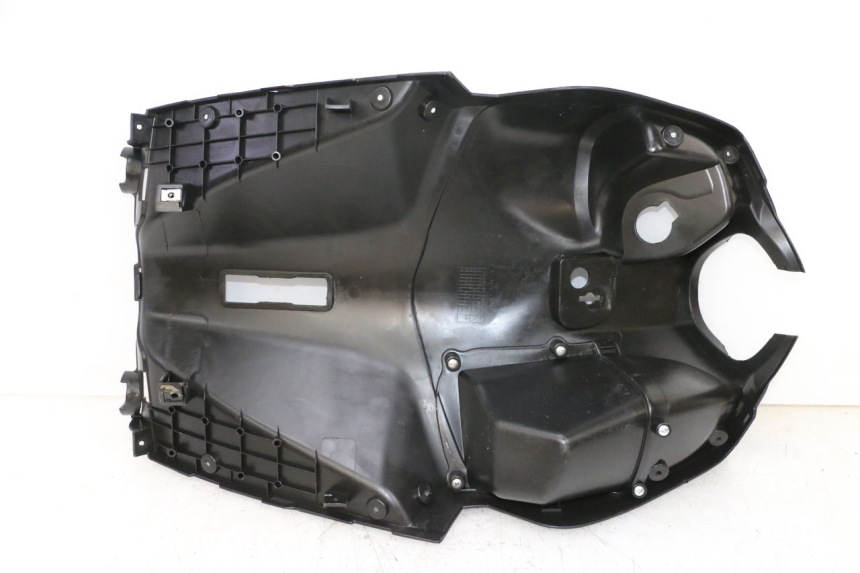 photo de PANNELLO INTERNO JM MOTORS SANTANA 50 (2014 - 2023) - Dettagli dei punti di fissaggio