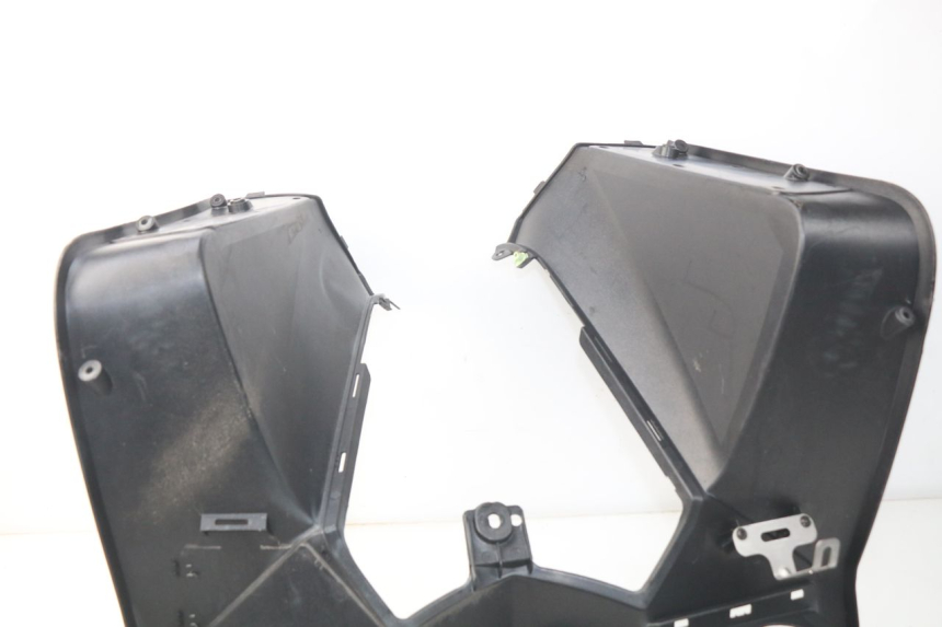 photo de FASCIA INTERNA PEUGEOT SATELIS 300 (2012 - 2015)