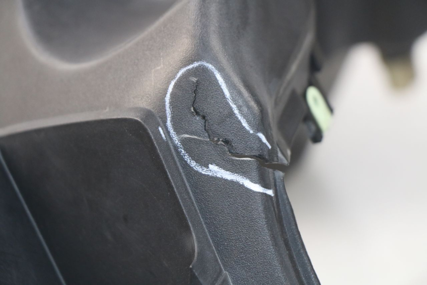 photo de FASCIA INTERNA PEUGEOT SATELIS 500 (2007 - 2013)