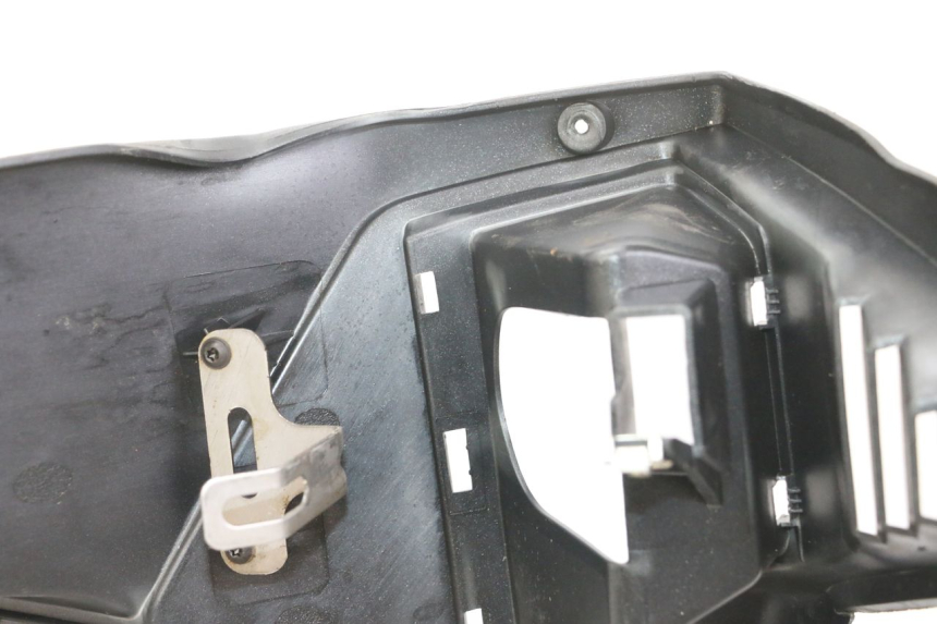 photo de FASCIA INTERNA PEUGEOT SATELIS 125 (2013 - 2018)