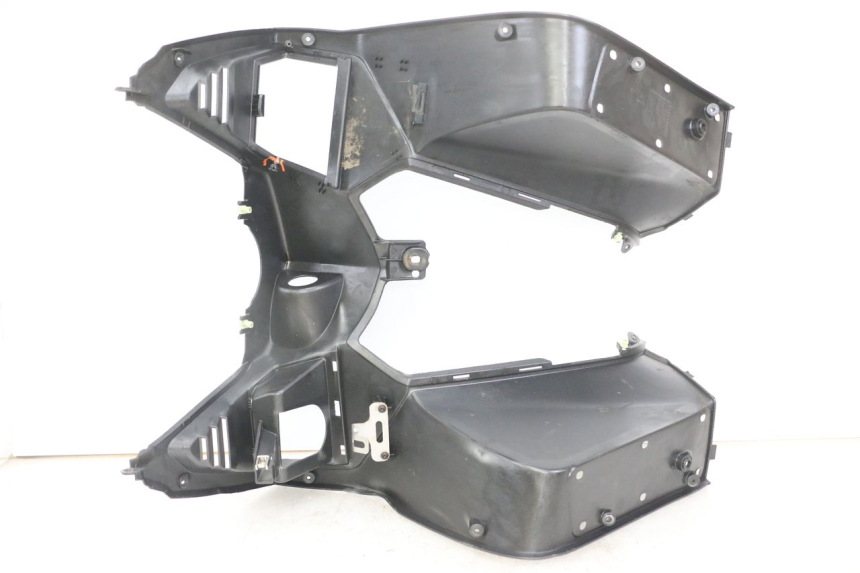 photo de FASCIA INTERNA PEUGEOT SATELIS 125 (2013 - 2018)