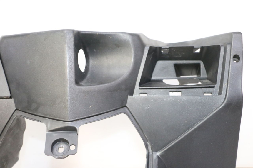 photo de FASCIA INTERNA PEUGEOT SATELIS 125 (2013 - 2018)