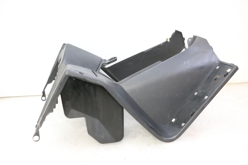 photo de FASCIA INTERNA PEUGEOT SATELIS 125 (2013 - 2018)