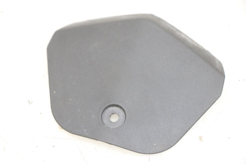 photo de PANNELLO INTERNO SUPERIORE APRILIA SXR 50 (2021 - 2023)