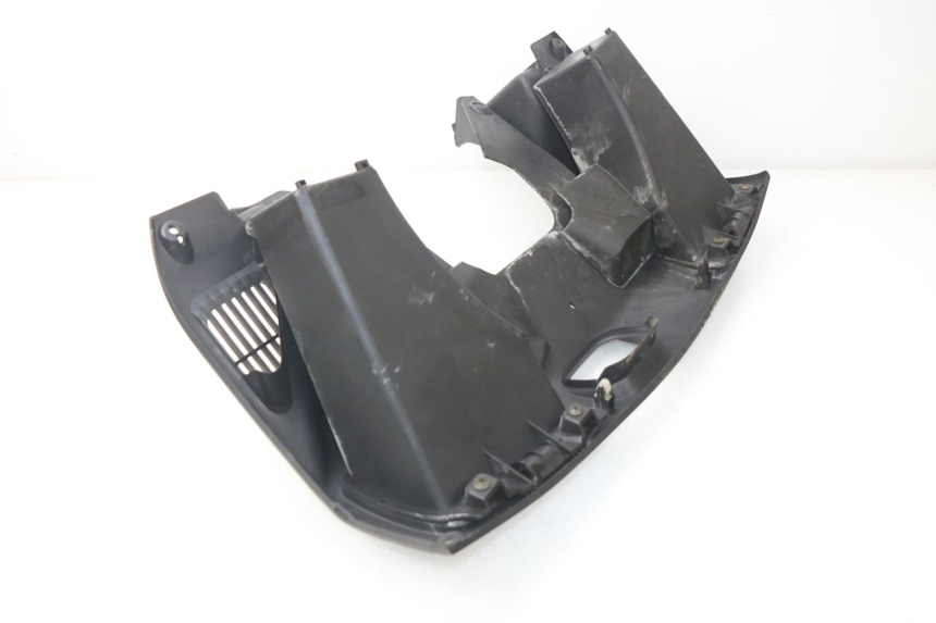 photo de PANNELLO INTERNO SUPERIORE SUZUKI BURGMAN 650 (2002 - 2004)
