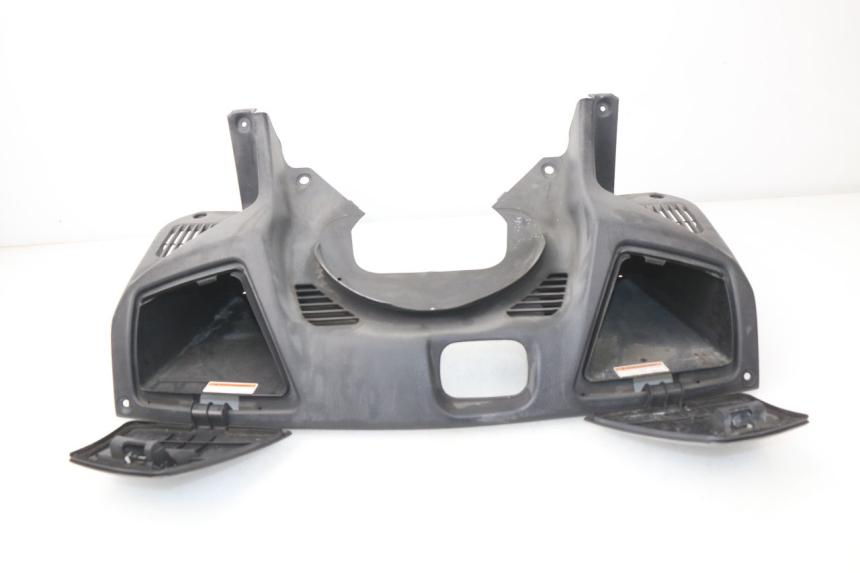 photo de PANNELLO INTERNO SUPERIORE SUZUKI BURGMAN 650 (2002 - 2004)