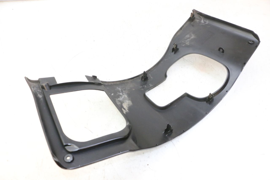 photo de PANNELLO INTERNO SUPERIORE HONDA FES S-WING SWING ABS 125 (2007 - 2015)