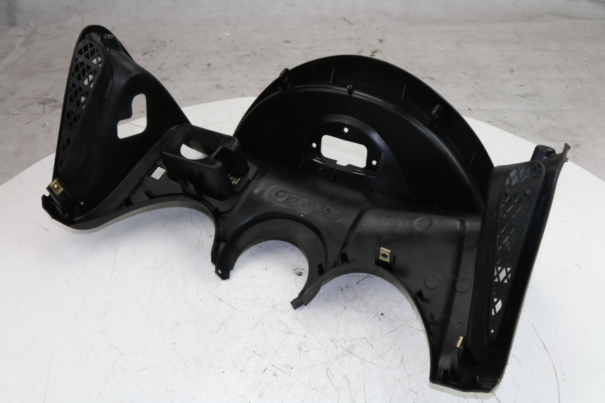 photo de PANNELLO INTERNO SUPERIORE KYMCO GRAND DINK 125 (2002 - 2007)