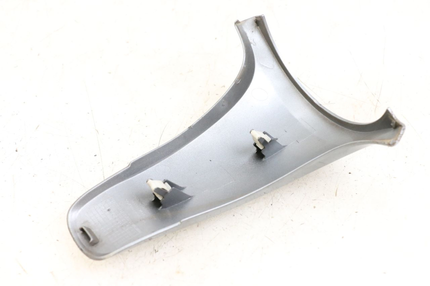 photo de PANNELLO INTERNO SUPERIORE HONDA PCX (JF47) 125 (2012 - 2013)