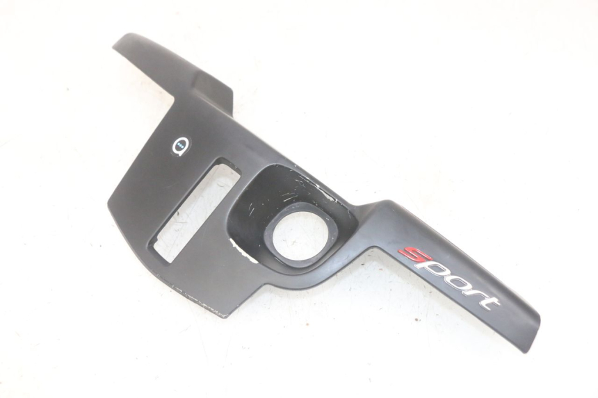 photo de RETROSCUDO SUPERIORE PIAGGIO MP3 HPE 300 (2019 - 2026) - Vista d'insieme del prodotto