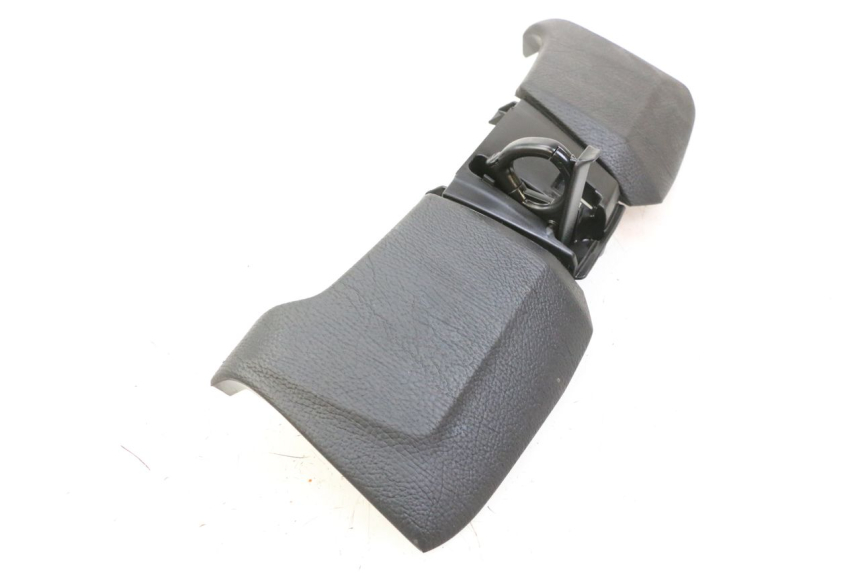 photo de PANNELLO INTERNO SUPERIORE PIAGGIO MP3 500 (2014 - 2016)