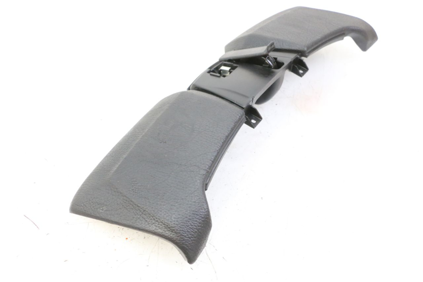 photo de PANNELLO INTERNO SUPERIORE PIAGGIO MP3 500 (2014 - 2016)