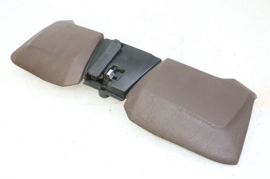 photo de PANNELLO INTERNO SUPERIORE PIAGGIO MP3 500 (2014 - 2016)