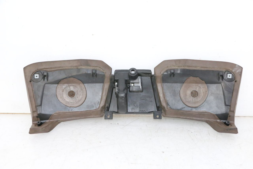 photo de PANNELLO INTERNO SUPERIORE PIAGGIO MP3 500 (2014 - 2016)