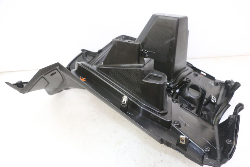 photo de PANNELLO INTERNO APRILIA SXR 50 (2021 - 2023)