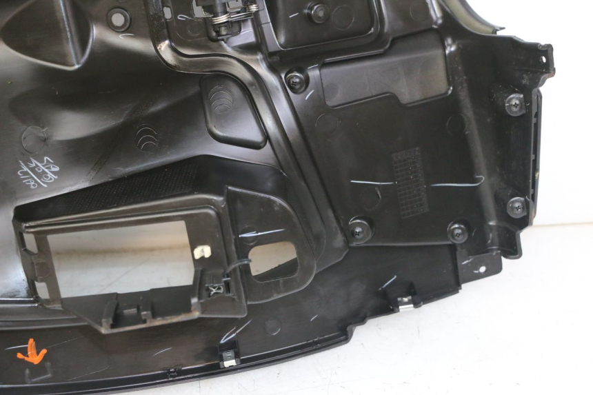 photo de PANNELLO INTERNO APRILIA SXR 50 (2021 - 2023)