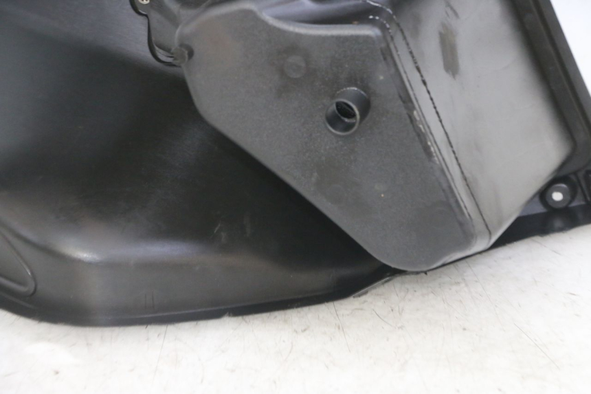 photo de PANNELLO INTERNO YAMAHA X-MAX XMAX 125 (2010 - 2014)