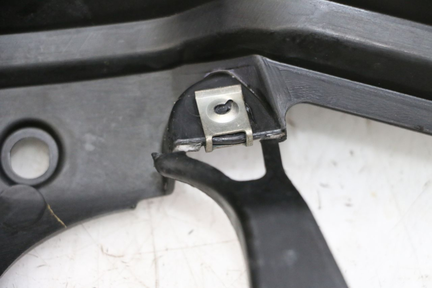 photo de PANNELLO INTERNO YAMAHA X-MAX XMAX 125 (2010 - 2014)