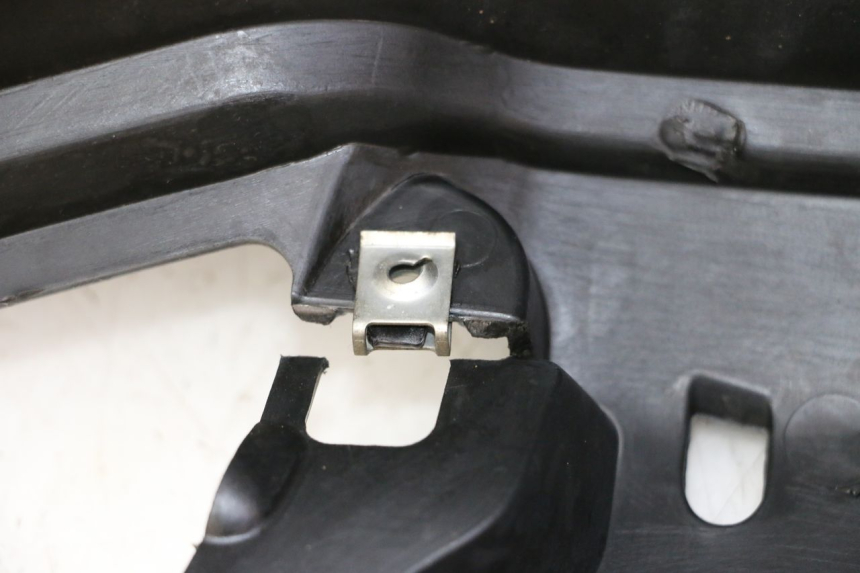 photo de PANNELLO INTERNO YAMAHA X-MAX XMAX 125 (2010 - 2014)