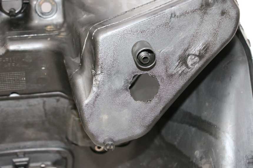 photo de PANNELLO INTERNO YAMAHA X-MAX XMAX 125 (2010 - 2014)