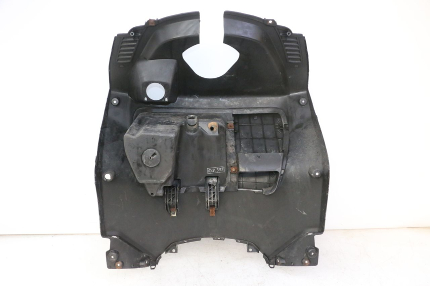 photo de TABLIER INTERIORE YAMAHA X-MAX XMAX 250 (2006 - 2009)