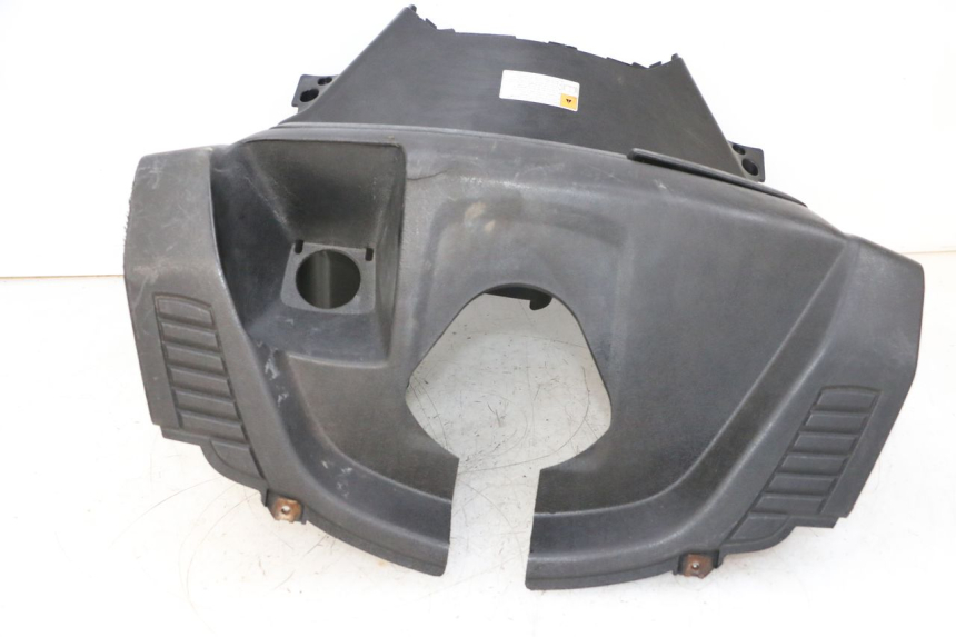 photo de PANNELLO INTERNO YAMAHA XMAX X-MAX 125 (2006 - 2009) - Focus sulla struttura