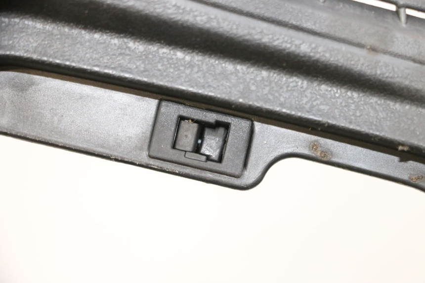 photo de RETROSCUDO PIAGGIO XEVO - X EVO 125 (2007 - 2016) - Marcature e riferimenti originali