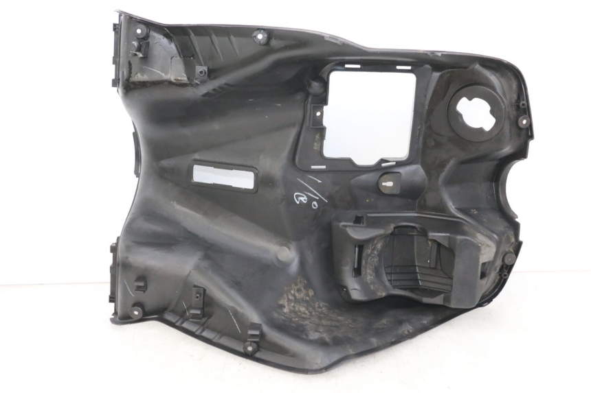 photo de PANNELLO INTERNO YAMAHA CYGNUS X 125 (2004 - 2007)