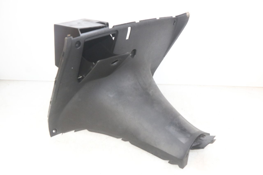 photo de PANNELLO INTERNO YAMAHA YP MAJESTY 125 (2007 - 2010)