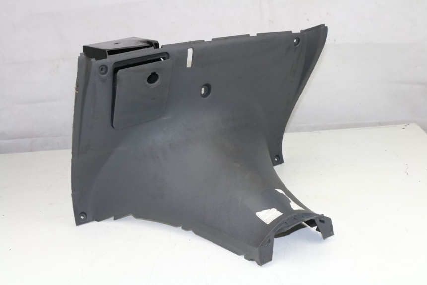 photo de PANNELLO INTERNO YAMAHA YP MAJESTY 125 (2007 - 2010)