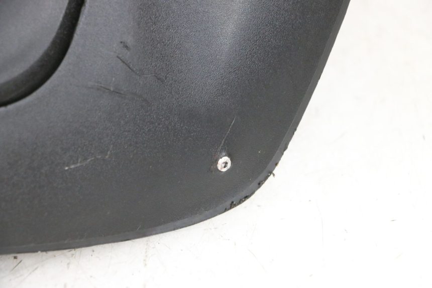 photo de PANNELLO INTERNO PIAGGIO ZIP 2T 50 (2009 - 2019) - Caratteristiche distintive