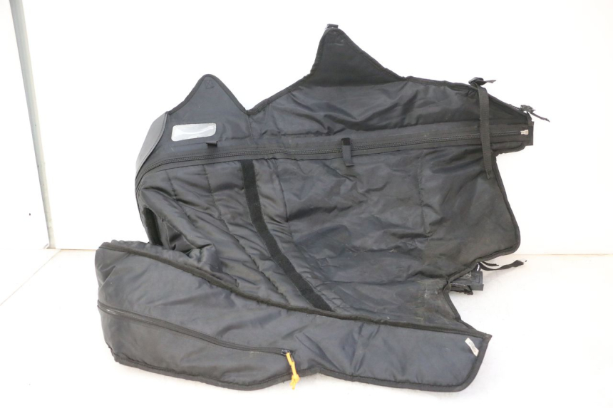 photo de COPRIGAMBE PIAGGIO MP3 HPE 310 (2024 - 2025)