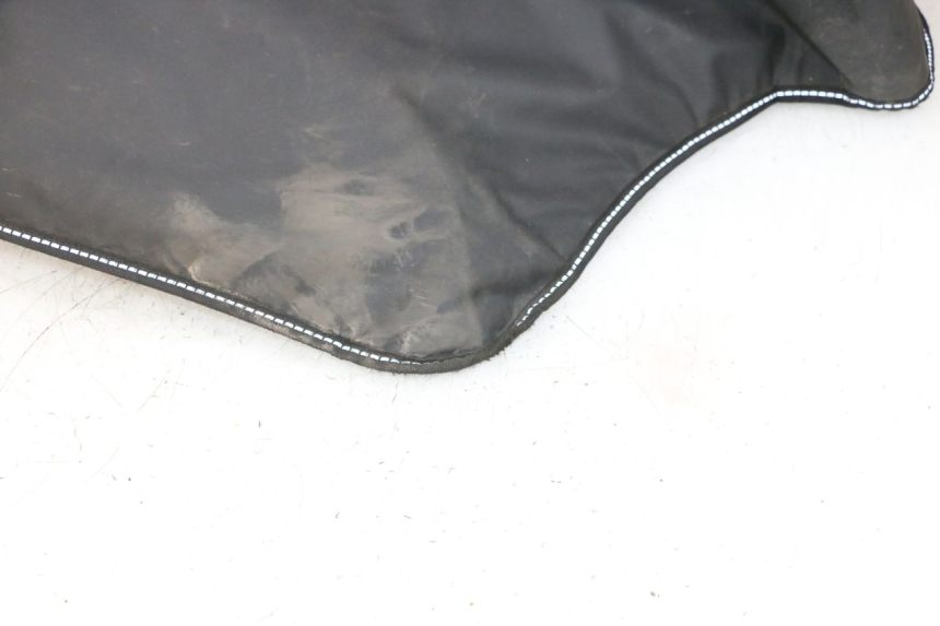 photo de COPRIGAMBE PIAGGIO MP3 HPE 300 (2019 - 2026) - Dettaglio del componente