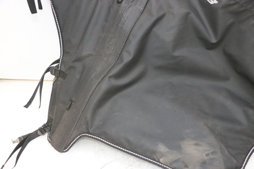 photo de COPRIGAMBE PIAGGIO MP3 HPE 300 (2019 - 2026) - Zoom sullo stato d'uso