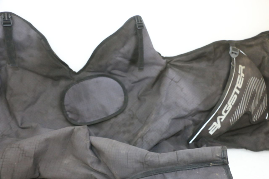 photo de COPRIGAMBE PIAGGIO XEVO - X EVO 125 (2007 - 2016) - Zoom sullo stato d'uso