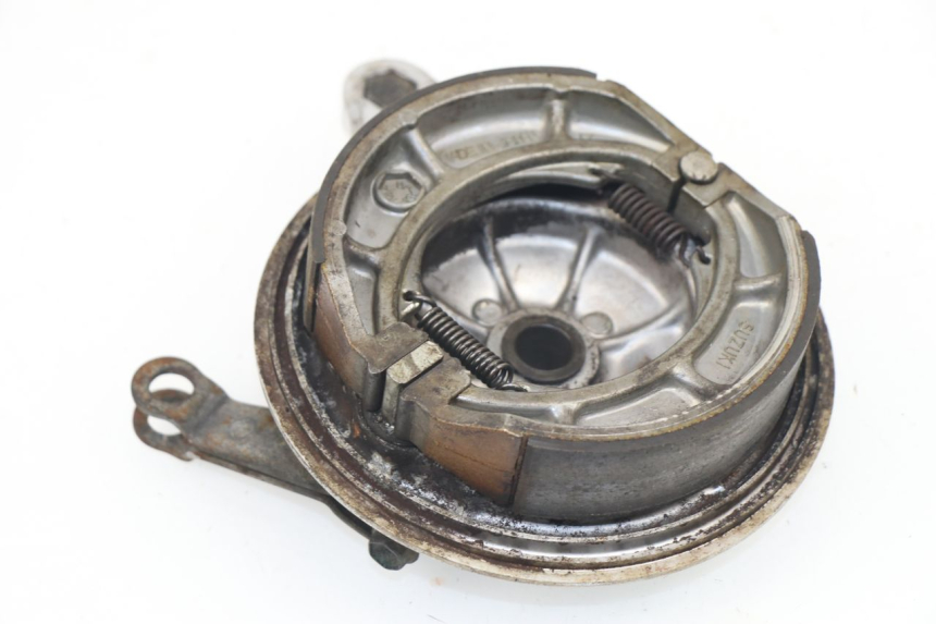 photo de TAMBURI POSTERIORE SUZUKI GN 125 (1997 - 2000)