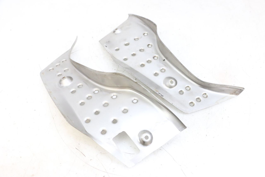 photo de CARENA PEDANA GOMME ADIVA AD3 300 (2014 - 2020)