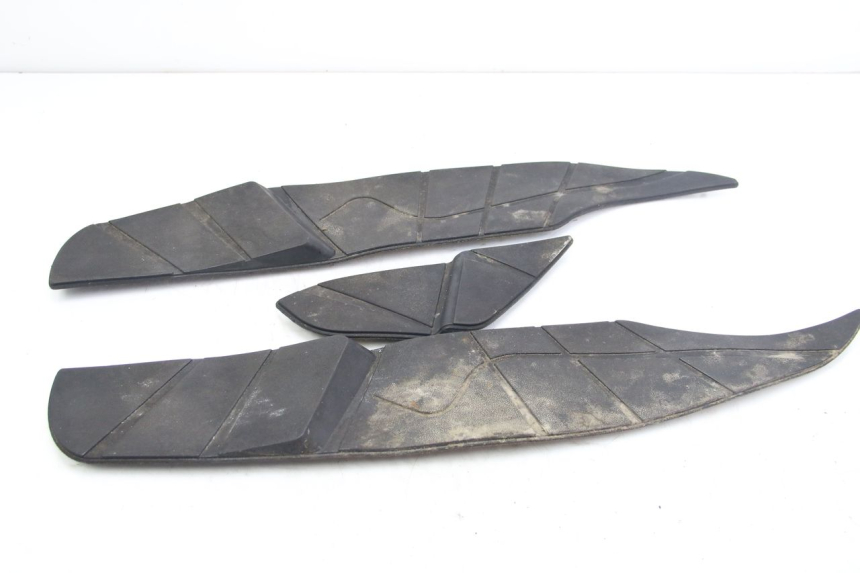 photo de TAPPETINO PEDANA APRILIA ATLANTIC 500 (2002 - 2003)