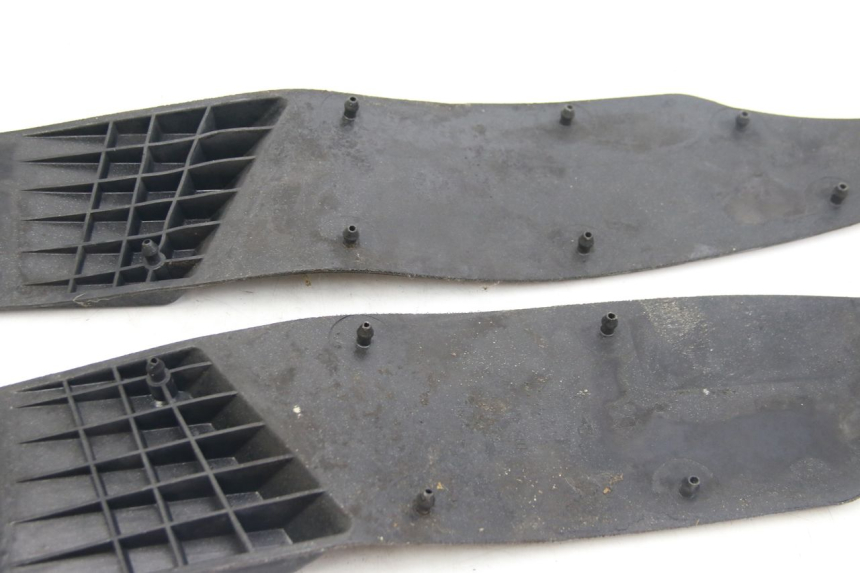photo de TAPPETINO PEDANA APRILIA ATLANTIC 500 (2002 - 2003)
