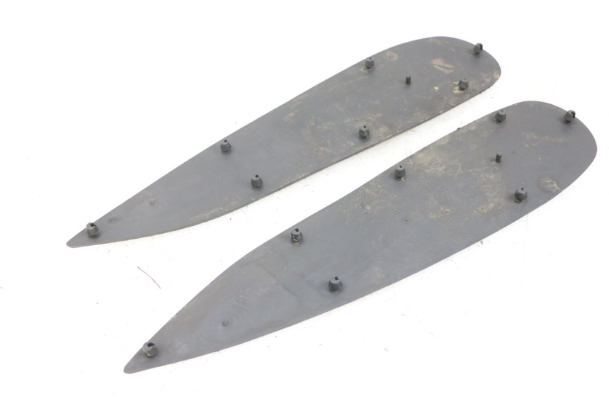 photo de CARENA PEDANA GOMME PEUGEOT GEOPOLIS RS 125 (2007 - 2009)