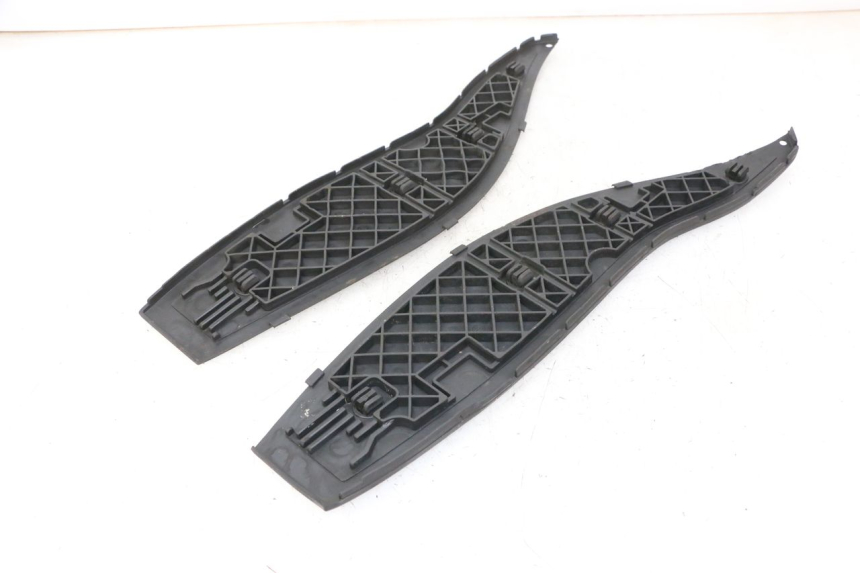 photo de CARENA PEDANA GOMME GILERA NEXUS 300 (2008 - 2013)